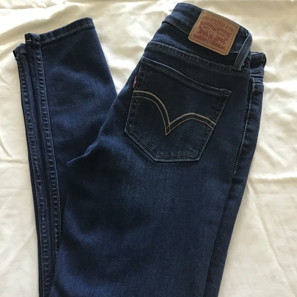 Levi 735